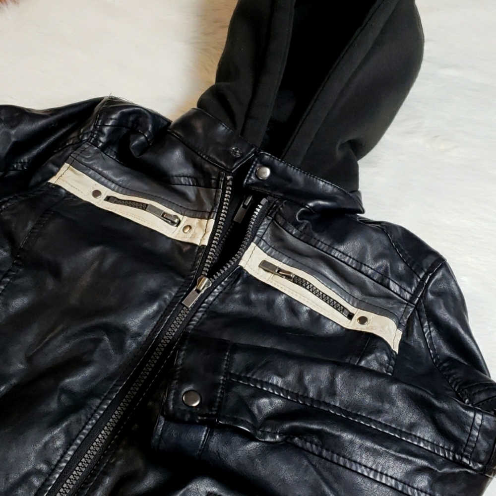 Boys First Wave Size 6/7 Faux Leather Jacket with Removable Hood. Zipper pockets